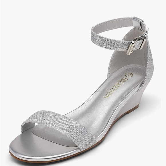 Women's Ingrid Ankle Strap Low Wedge Sandal Size 7.5. #5 - Picture 3 of 5